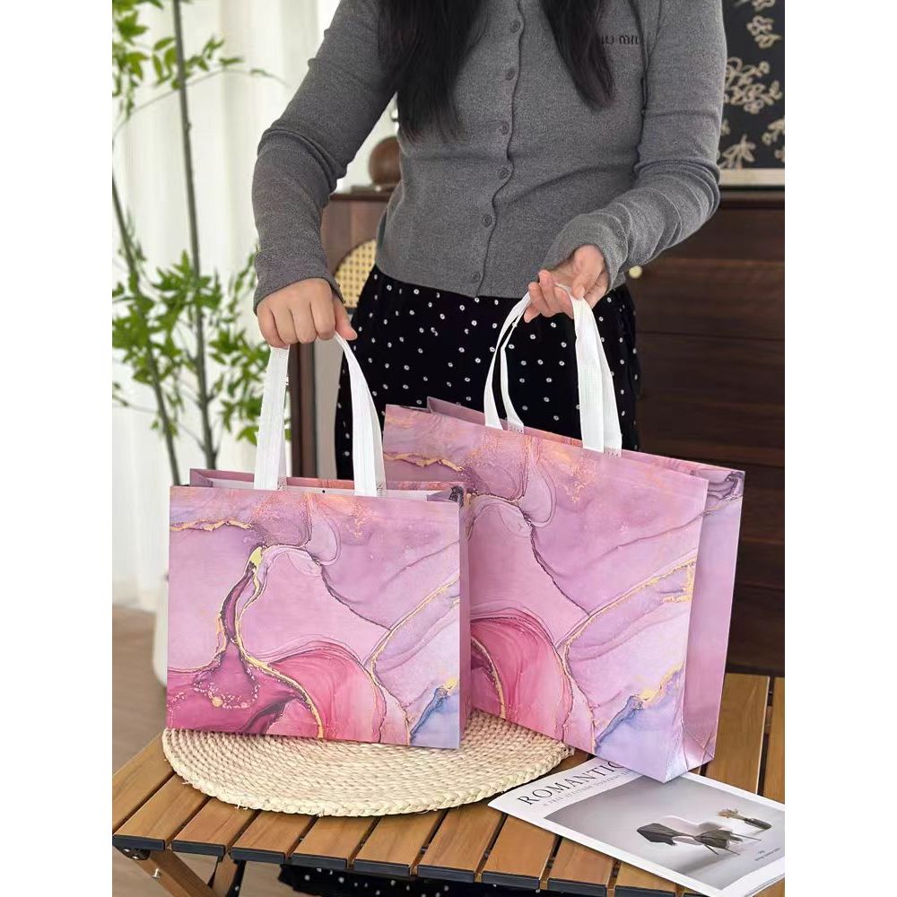 

Goodie bag - Tas Jinjing - Tas Belanja - Tas Spunbond - Tas Souvenir - Tas Jinjing Wanita - Tas Lipat - Tas Kado - Kantong Belanja