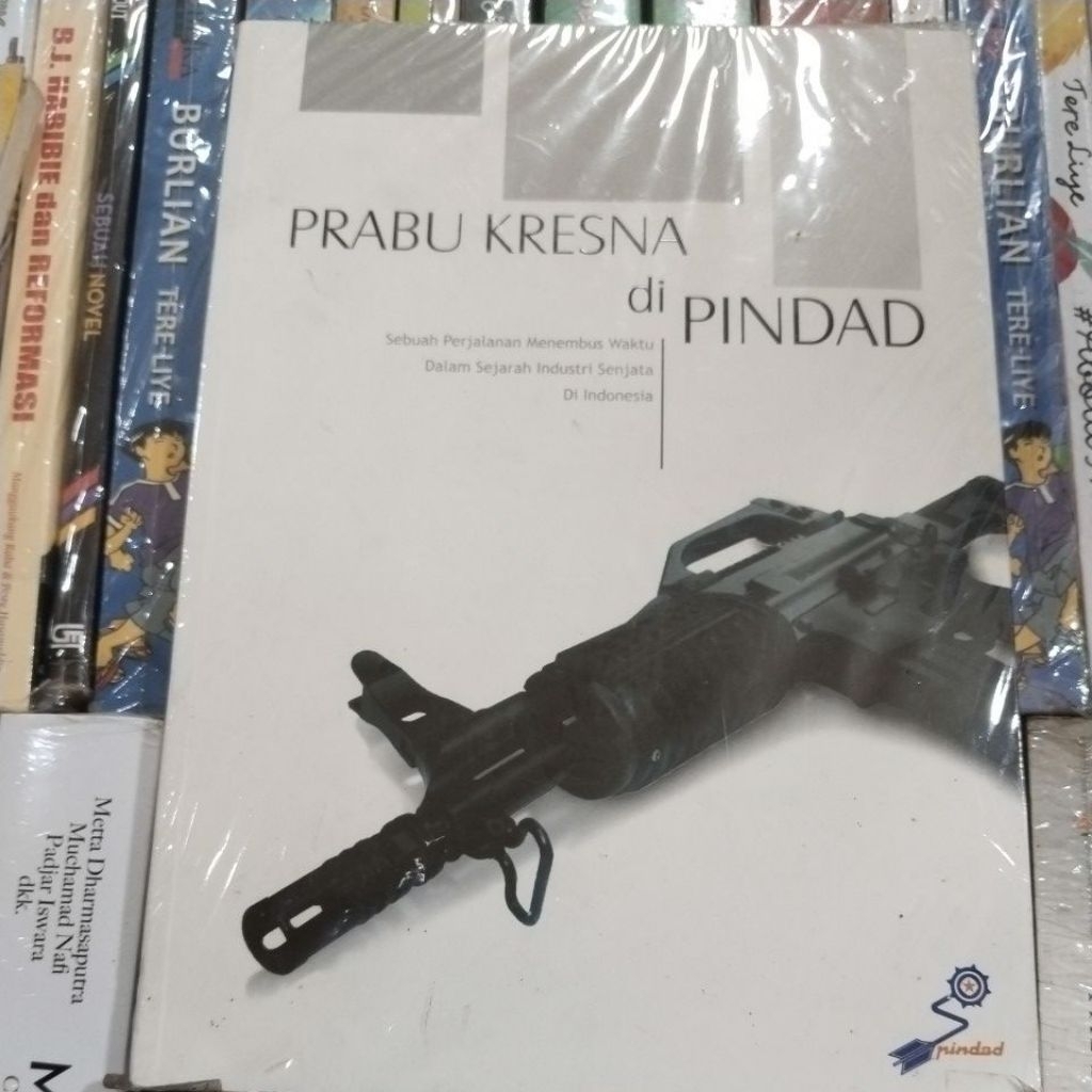 BUKU ORIGINAL PRABU KRESNA DI PINDAD