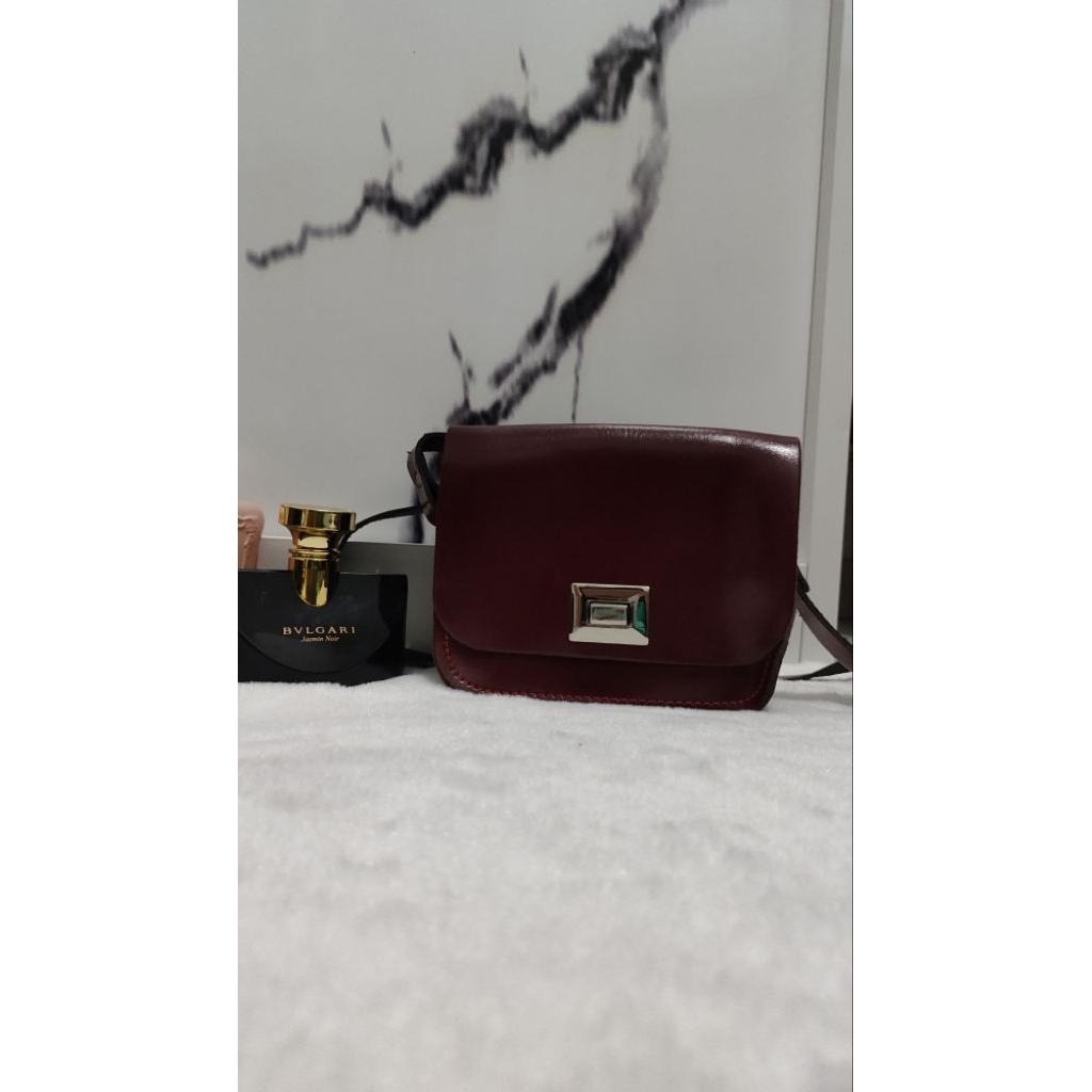 Preloved PL Tas Sling bag Kulit Asli Kulas St. Scott, Leather Satchel Genuine Leather