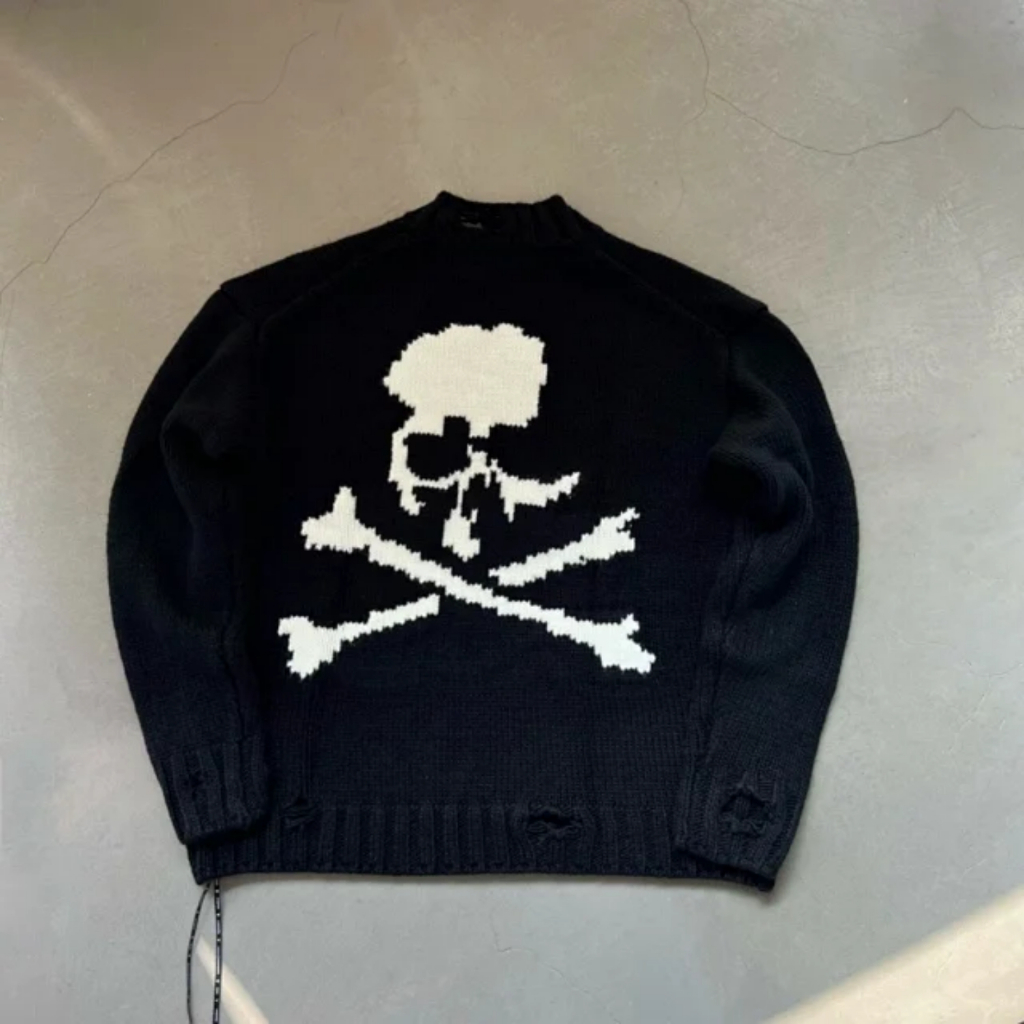 MASTERMIND WORLD Japan Distressed Big Scull Knit Sweater