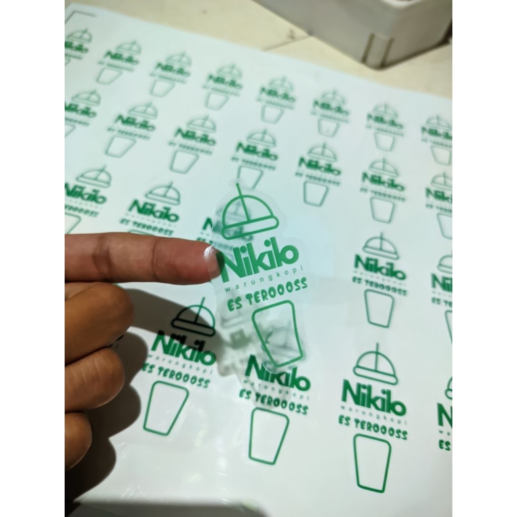 

STIKER TRANSPARAN ANTI AIR
