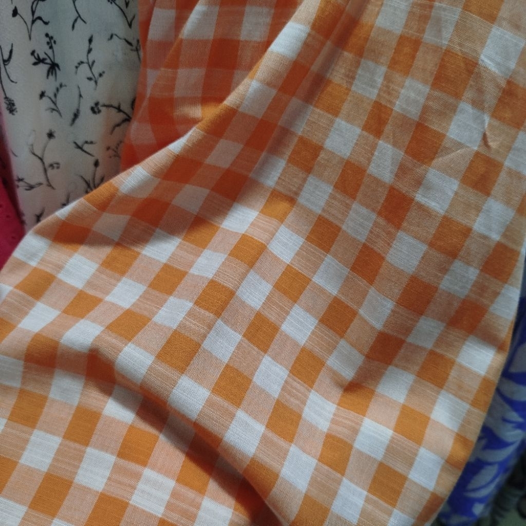 Bahan katun linen kotak / Kain katun linen motif / Linen / Kain linen / Bahan linen / Bahan kemeja /