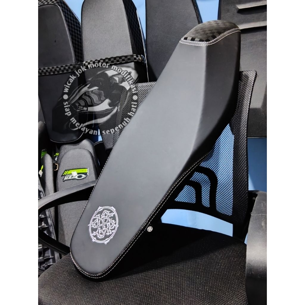 jok beat karbu road race arvi premium signature kombinasi catur 3d - jok beat karbu road race arvi p