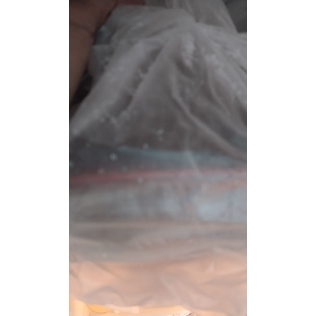 Cacing Beku Pakan Ikan Cupang