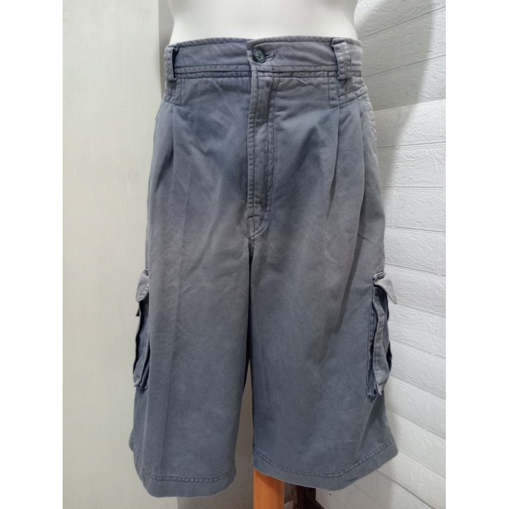 PRELOVED PRIBADI  WATCHOUT CELANA PENDEK CARGO JEANS PRIA SIZE 31