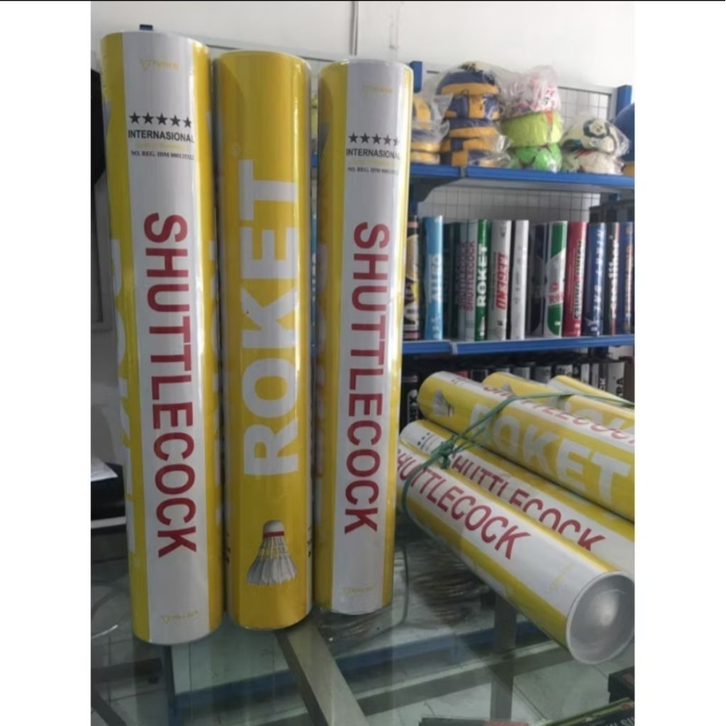 Shuttlecock Badminton Roket Kuning