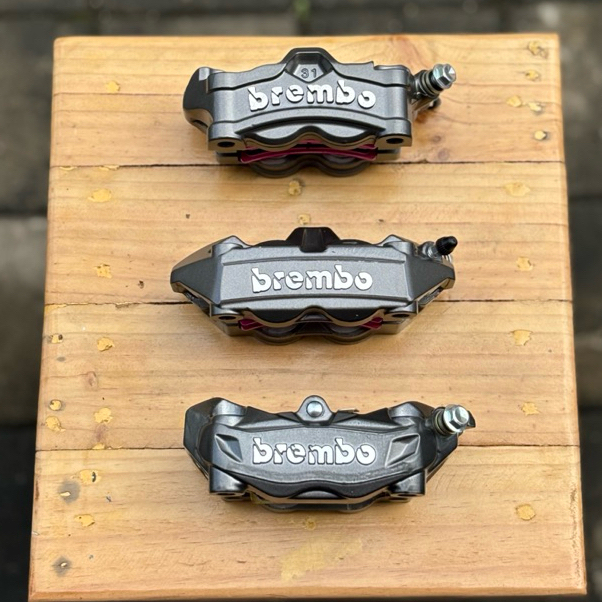 Kaliper Brembo M3 / M4 / M7 OEM – Monoblock Radial | Pilihan Profesional untuk Performa Maksimal