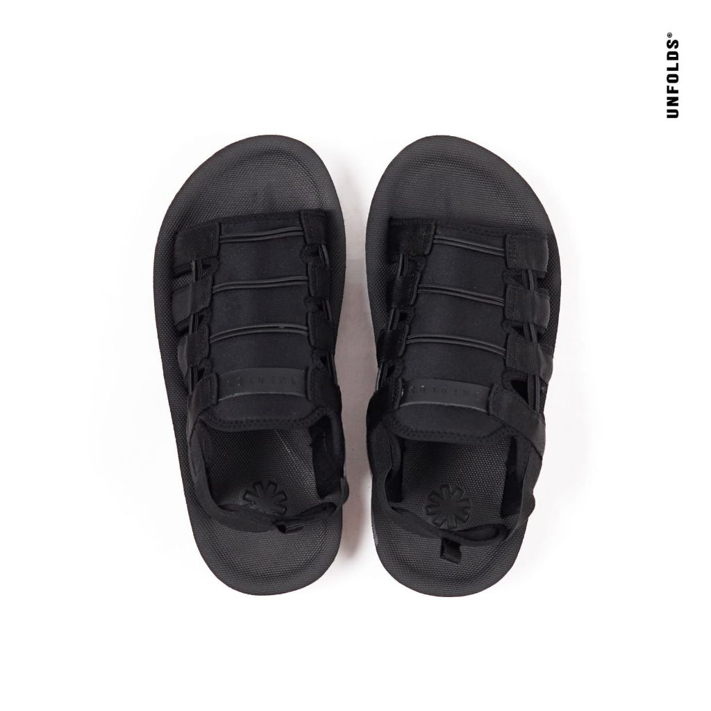 UNFOLDS Hajura Sandals