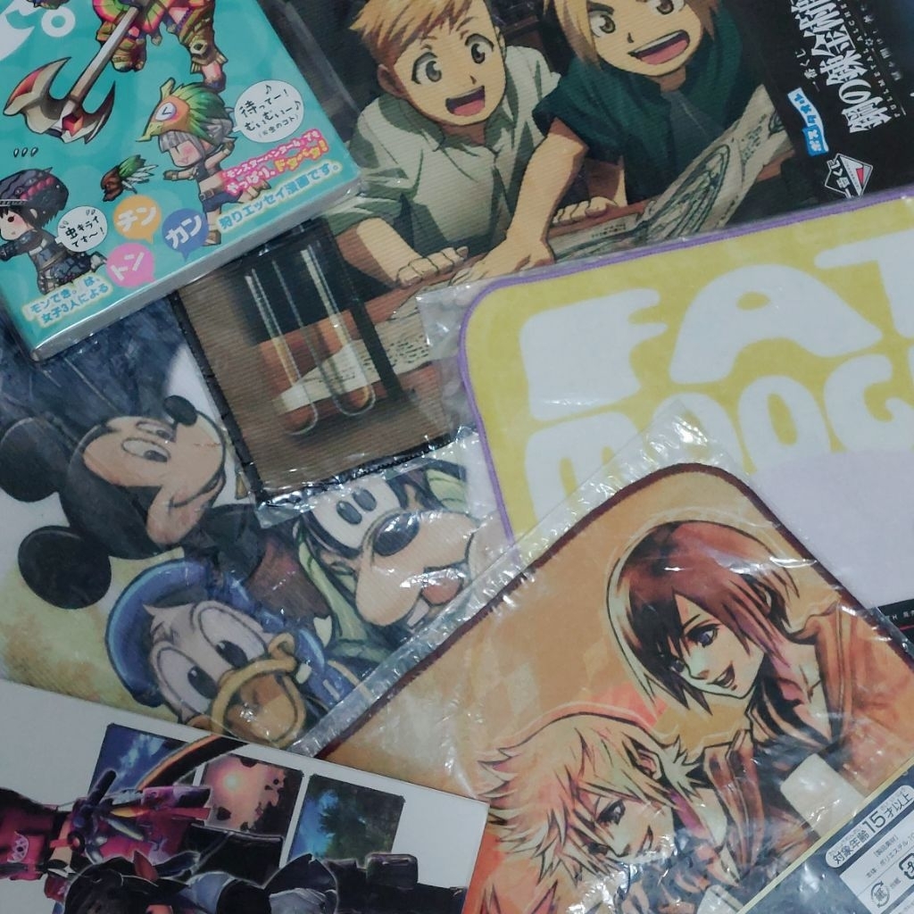 Merch shikishi kartu sticker anime - UPDATE berkala