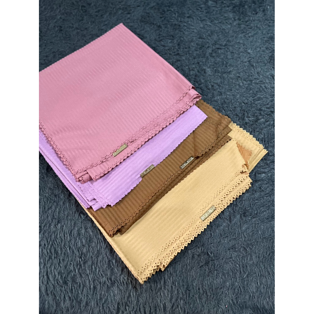 Malaica Hijab Segi Empat