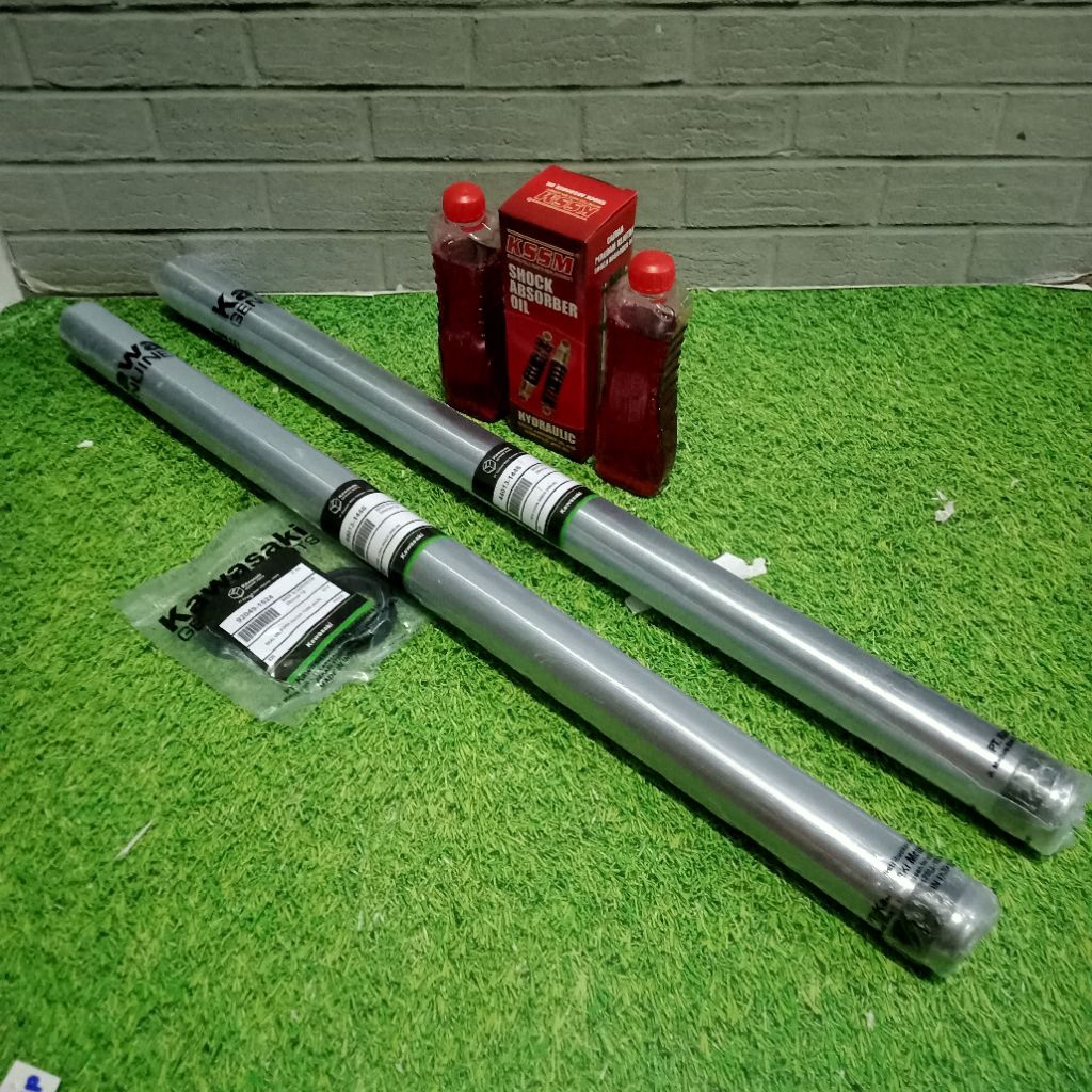 As shock depan + Oli sok Ninja R bonus sil sok 1set kiri kanan