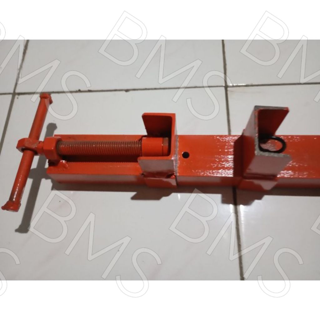 KLEM KAYU, KLEM PAPAN, KLEM, PRES, CATOK BESI CANAL , BESI UNP HIGH QUALITY