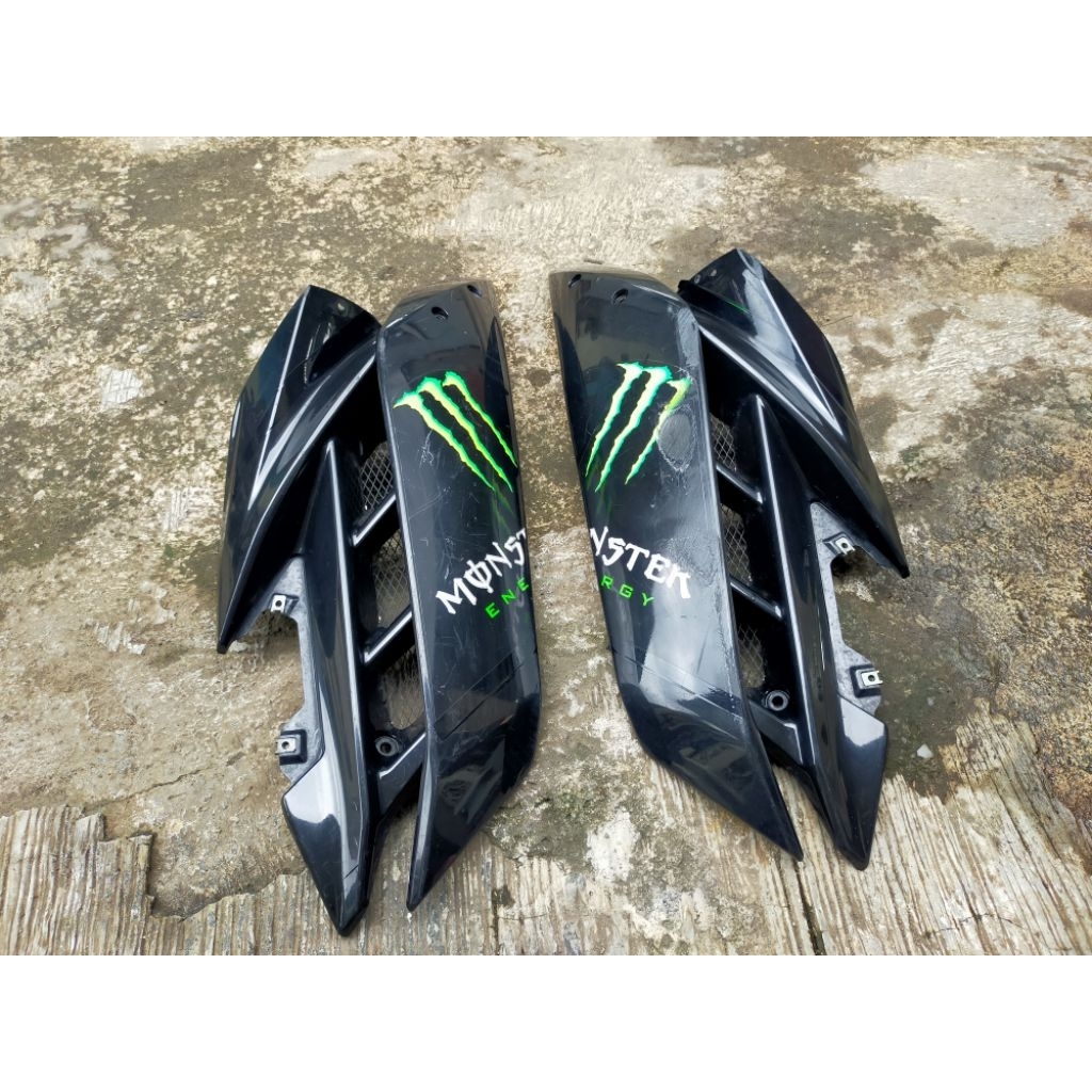 Bodi Fairing Depan Samping Luar Dalam Kiri & Kanan Yamaha R15 V2 Lama Original Bekas Copotan Motor S