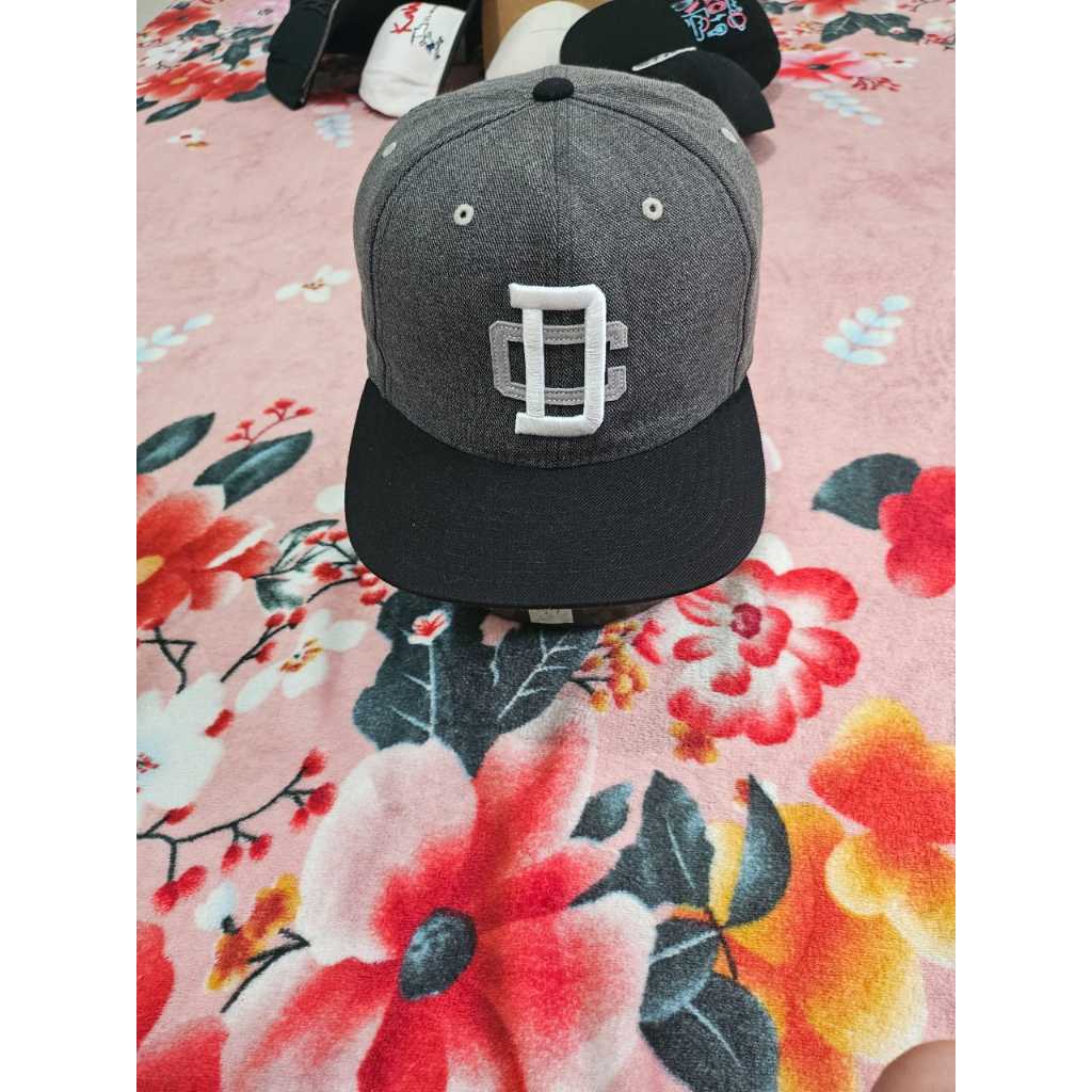 Snapback DC By Yupoong