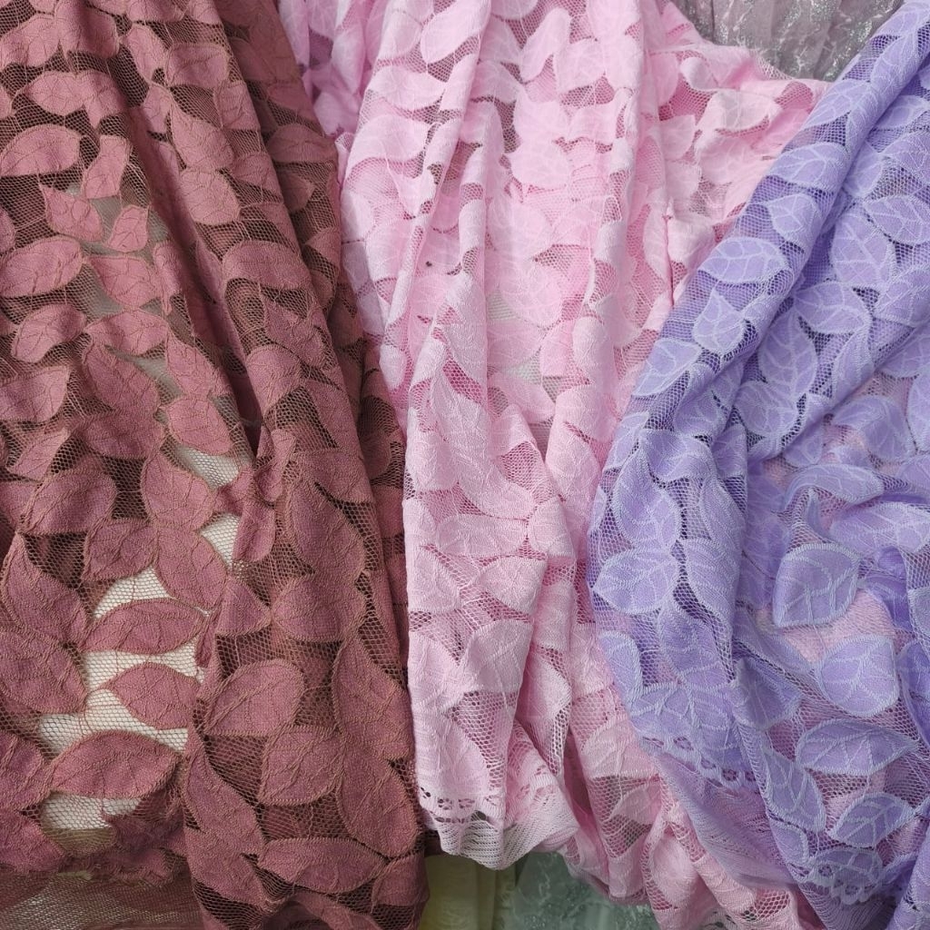 KAIN BAHAN BRUKAT IMPORT/KAIN BRUKAT TILE GARMEN(harga tertera 0,5m/50cm)