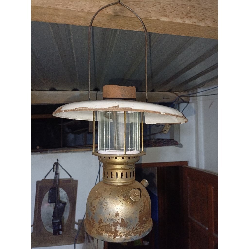 lampu petromak jadul antik