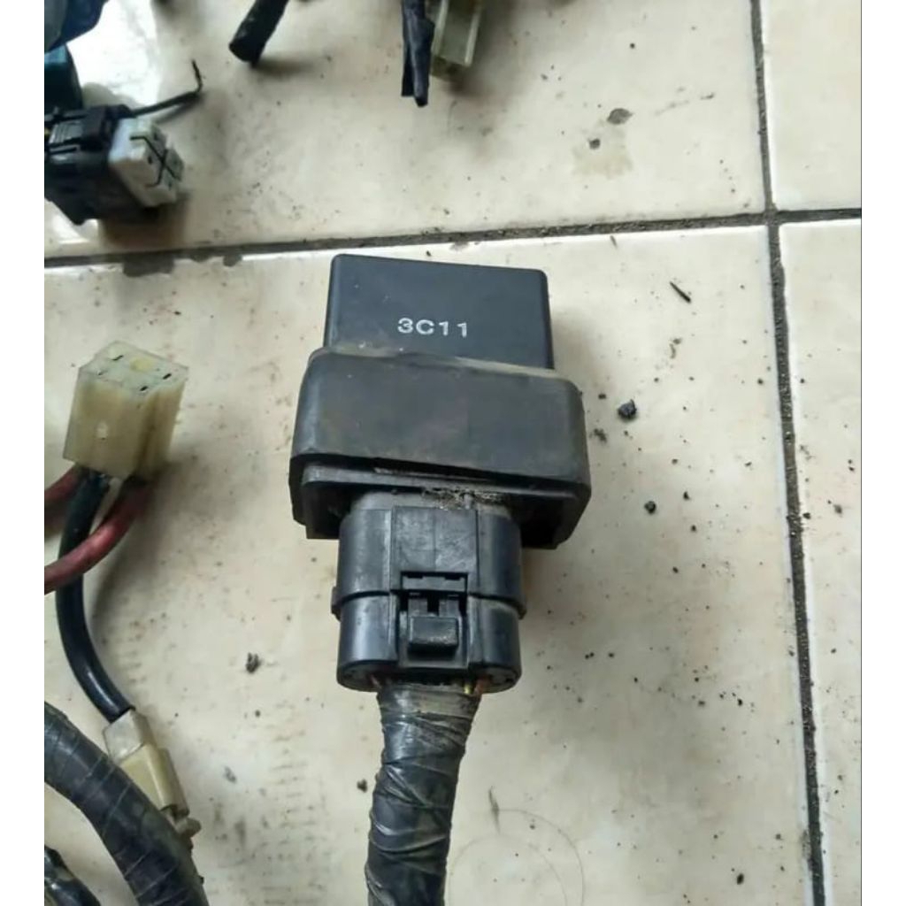 ECU CDI Yamaha Vixion old barang asli original copotan masih normal,,