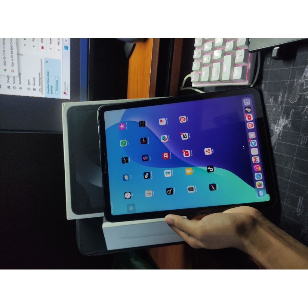 ipad air 5 64gb & pencil