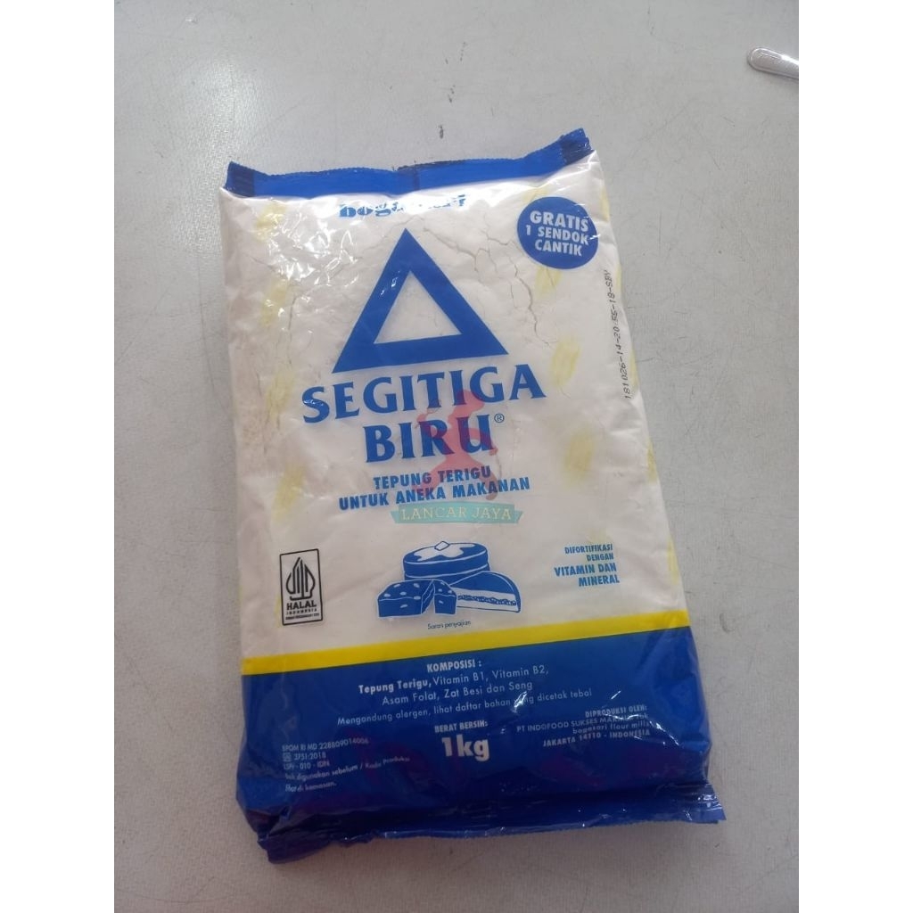 

Tepung Segitiga Biru Clear Bag 1kg / Karton Isi 12pcs