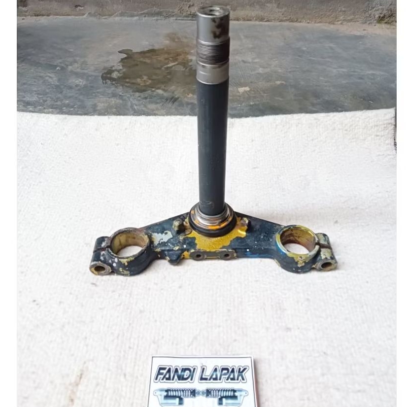 segitiga bawah T Vixion old Vixion lama new nva nvl original