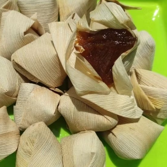 

Arislam Store [BISA COD] Wajik Ketan Garut Kiloan | Wajik Garut 1Kg Khas Garut