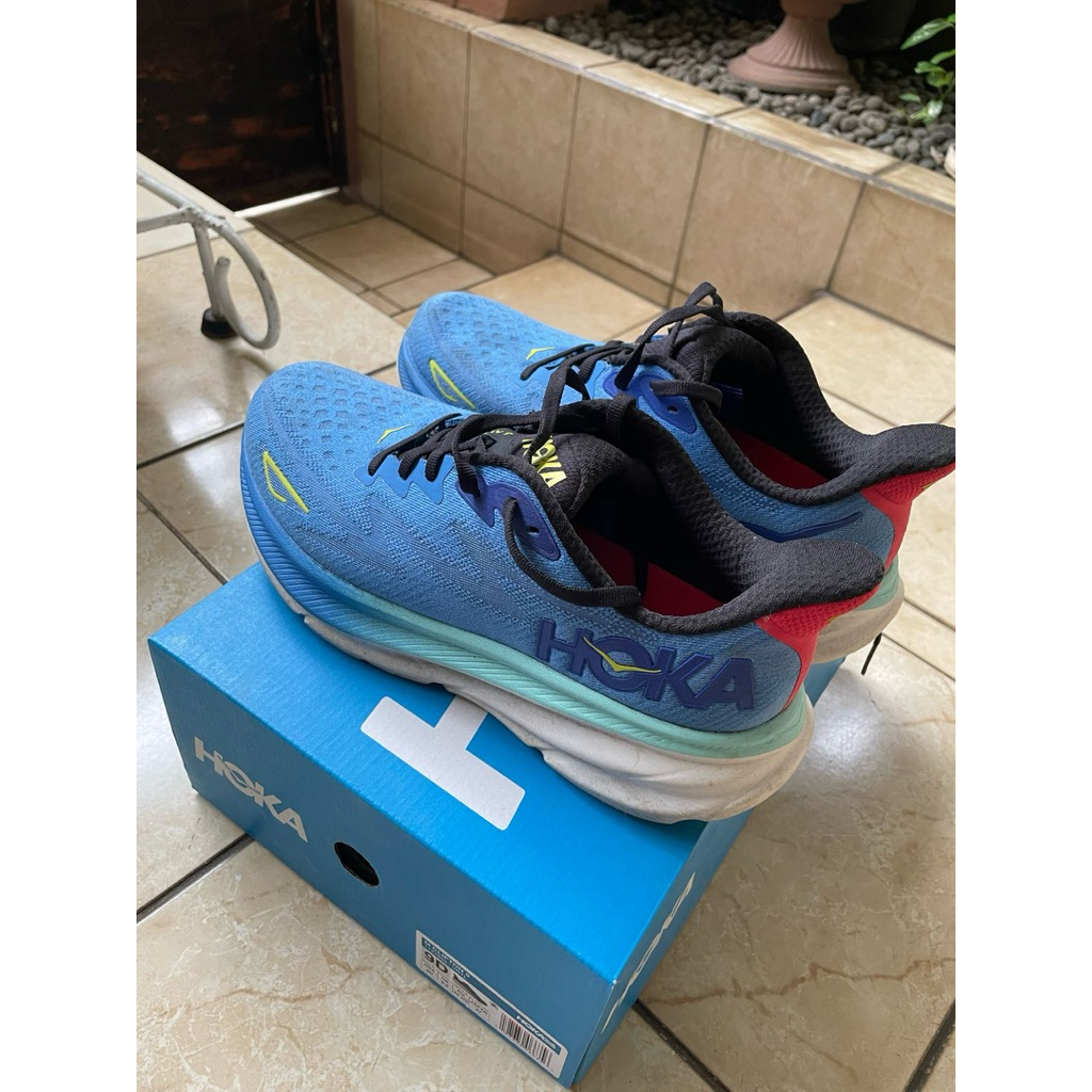 SEPATU HOKA CLIFTON 9 - SIZE 42 2/3 | ORIGINAL SECOND | PRELOVED