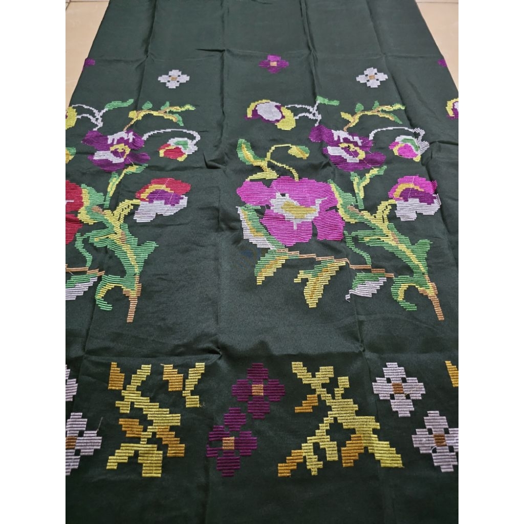 SARUNG SERUT BORDIR MOTIF LAGOSI