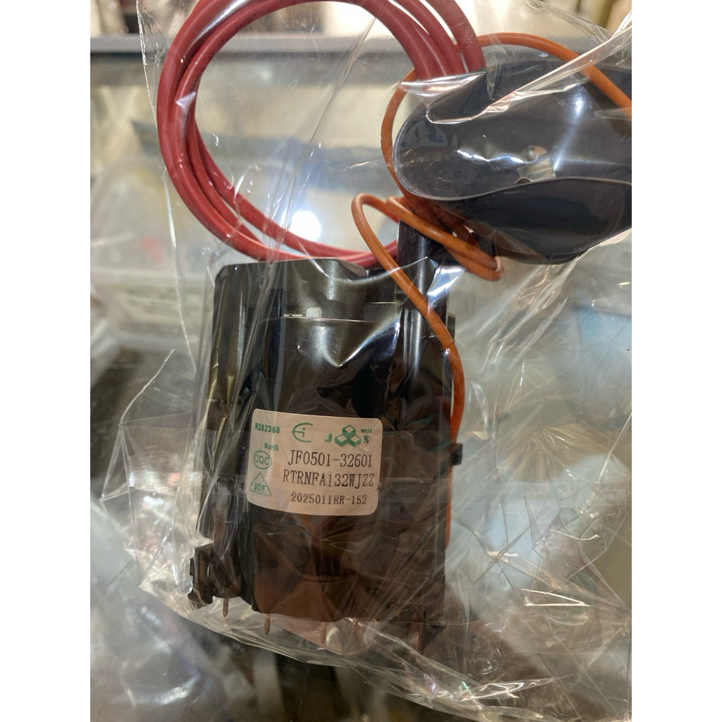 FBT Jf0501-32601 / Flyback TV Sharp Picollo 21” JF0501 32601