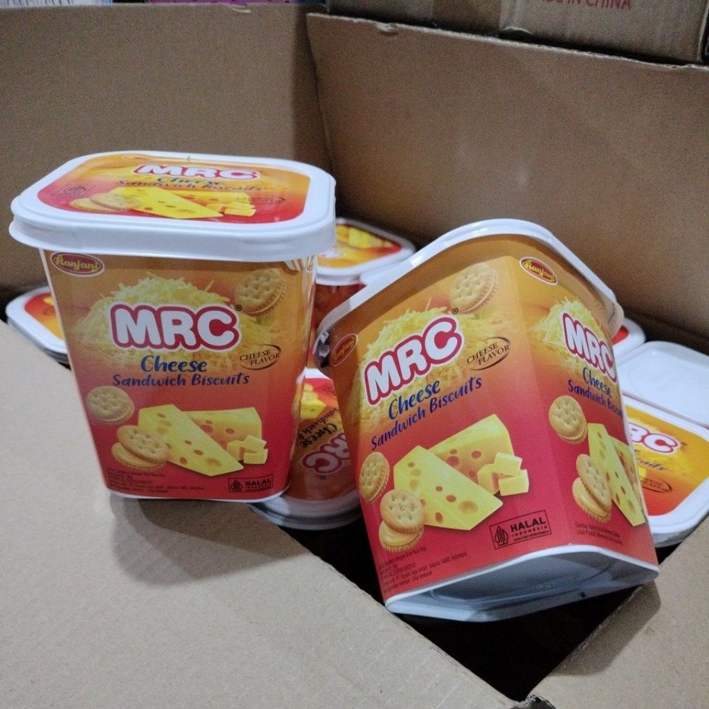 

MRC Cheese Sandwich Biscuits Keju 1 Cup isi 20 pcs
