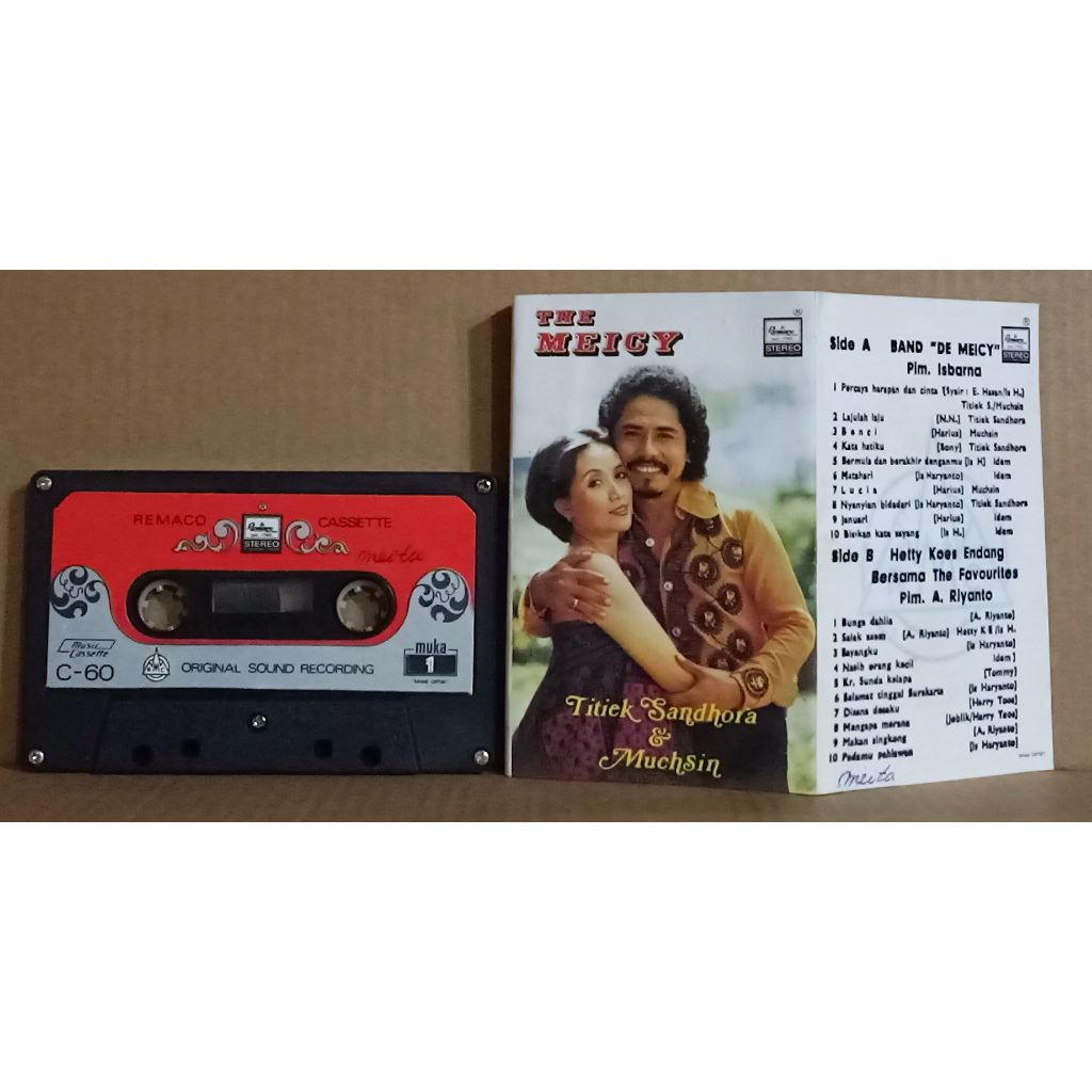 TITIEK SANDHORA & MUCHSIN - Kaset