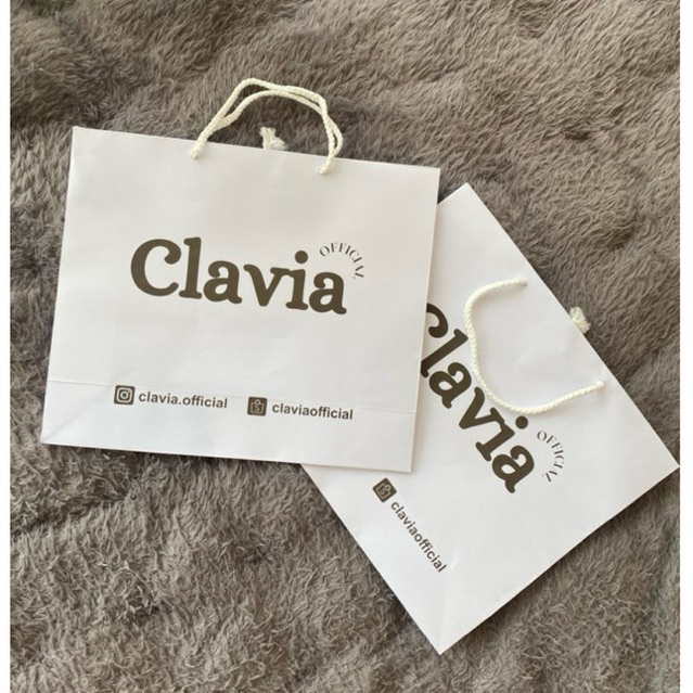 

CLAVIA - Paper Bag & Kartu Ucapan