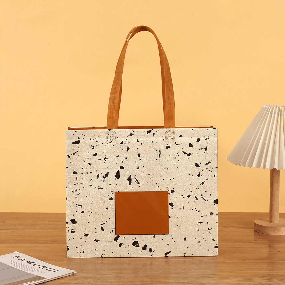 

Tas Belanja - Tas Spunbond - Tas Jinjing - Tas Souvenir - Tas Jinjing Wanita - Tas Lipat - Tas Kado - Kantong Belanja - Souvenir Kantong - shopping bag - Spoundbond - Tote Bag - Tas Wanita - Tas Murah - Tas Belanja Murah