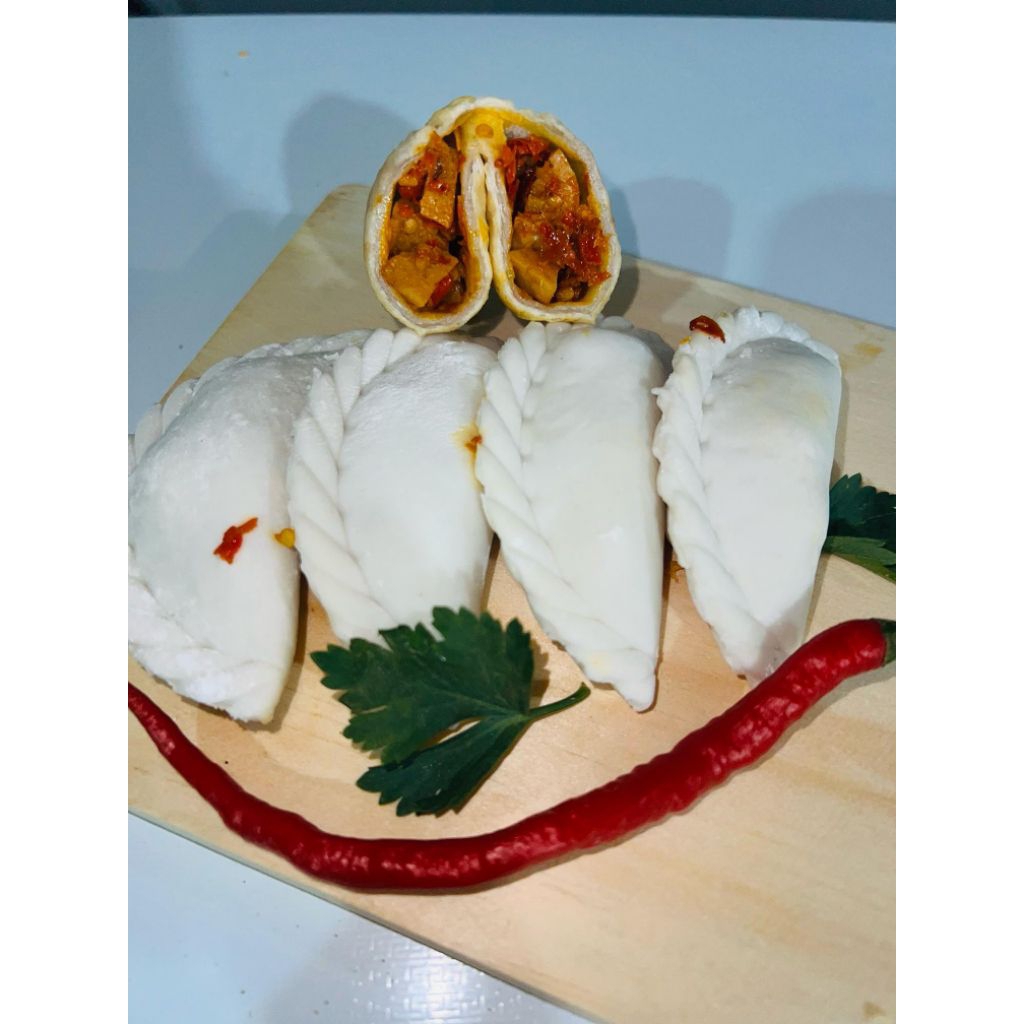 

CIRENG ISI VARIAN BAKSO PEDAS DAUN JERUK/CIRENG PEDAS/ CIRENG ENAK/CEMILAN ENAK