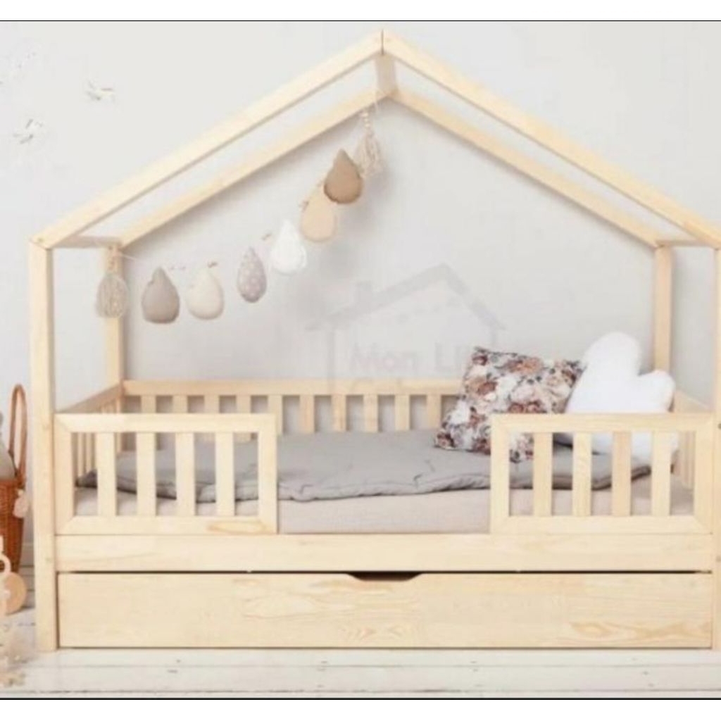 tempat tidur/dipan anak kasur sorong