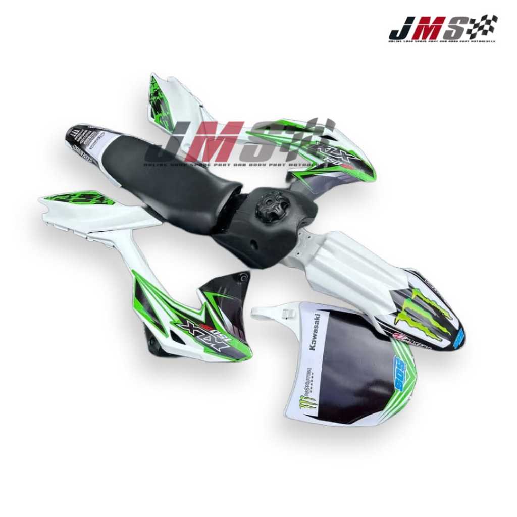 bodi full set klx 150 BF 2015 bodi fulset klx bf 150 Dtracker  body kit klx bf full Dan Striping