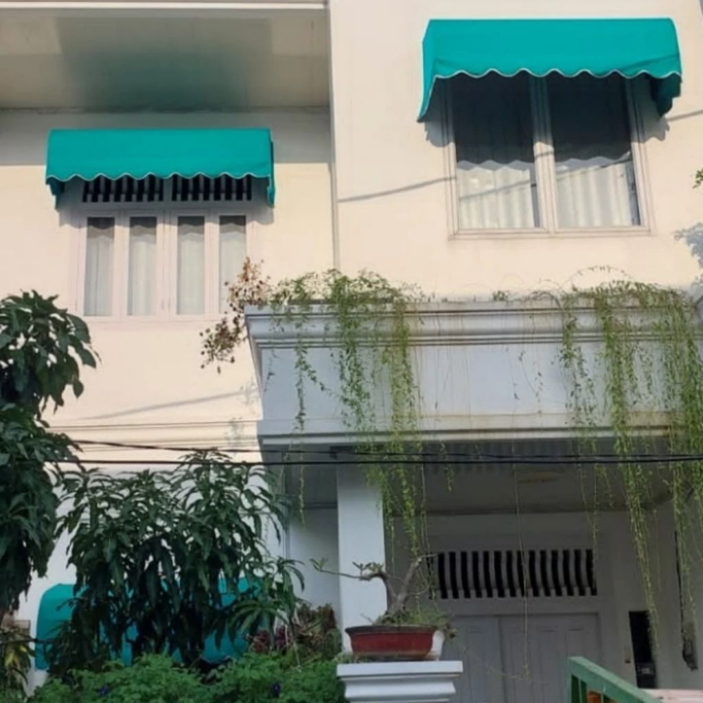 kanopi awning jendela minimalis