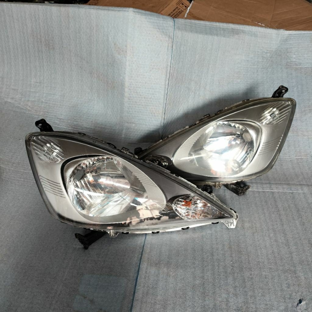 Headlamp Lampu Depan Honda Jazz 2009 2010 original sepasang