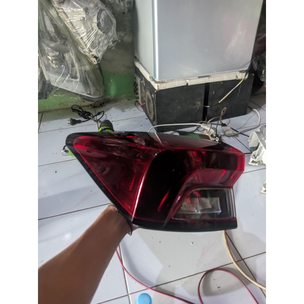stoplamp Avanza kiri 2022
