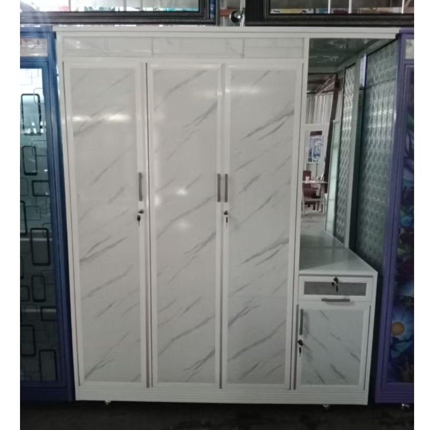 Lemari Stenlis 4 Pintu + Meja Rias