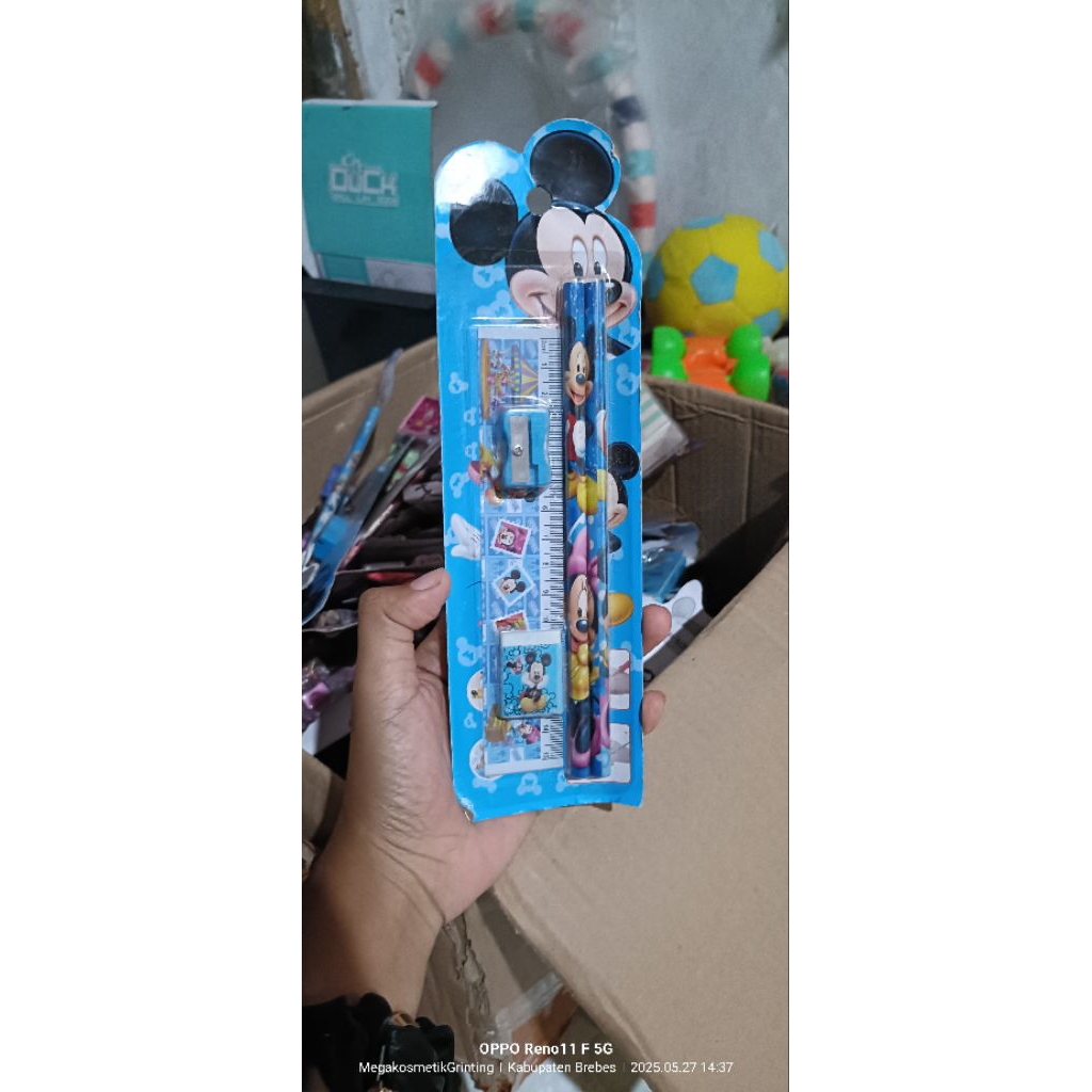 

set pensil