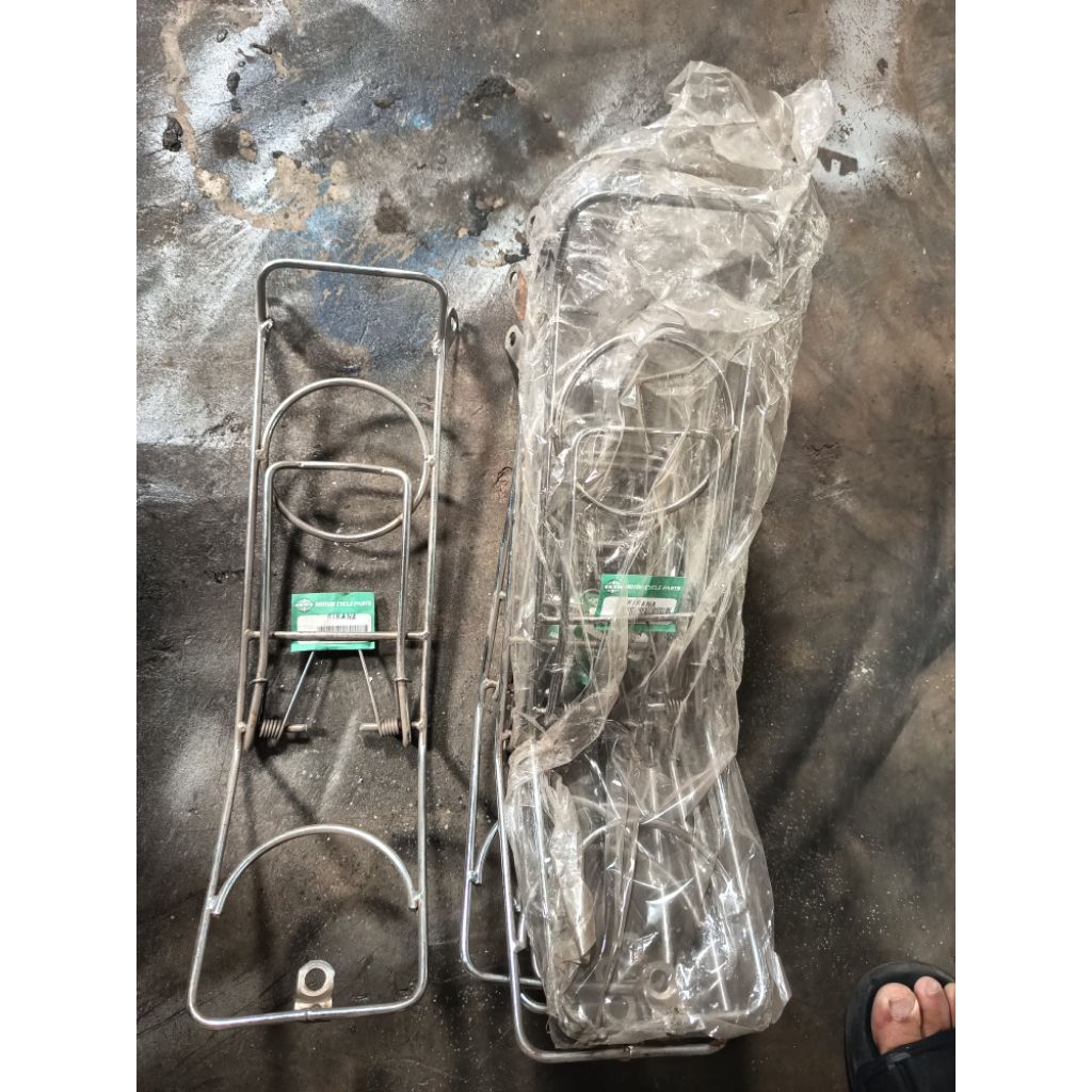 rak tengah jepit Honda kirana atau rak jepit tengah kirana atau rak tengah kirana atau besi rak teng