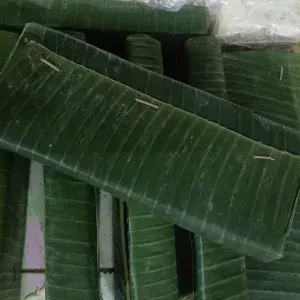 

TEMPE DAUN BESAR 1 PAPAN (800 gram)