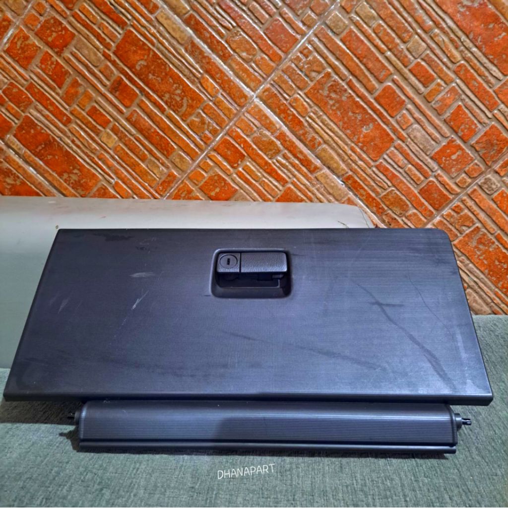 [INTERIOR] Laci Dashboard Depan Kiri Mobil Nissan X-TRAIL T 30 Original