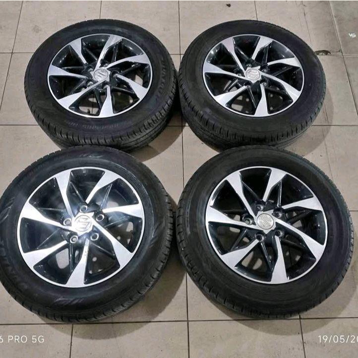 Velg mobil bekas ori ertiga ring 15x5,5 pcx 5x114 et 45 ban 185 65 15 dunlop