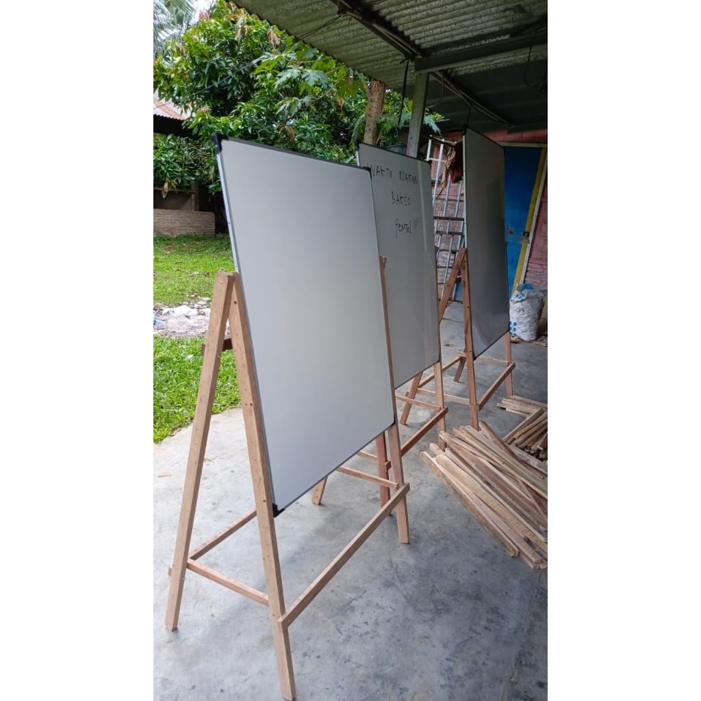 

Papan Tulis Plus Kaki 70x90 / 70x100 / 80x120 / 90x120 Gratis Spidol penghapus