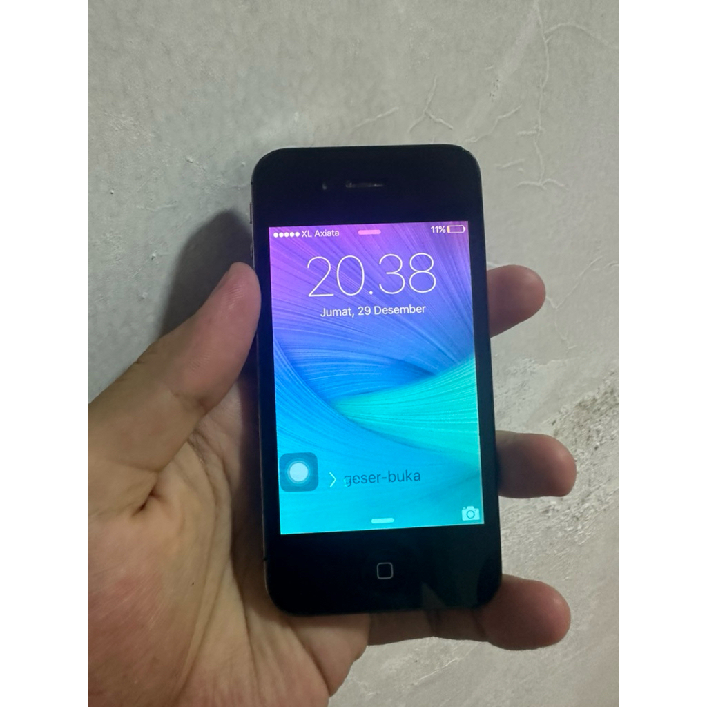 iPhone 4s 64GB (Hitam /Putih)