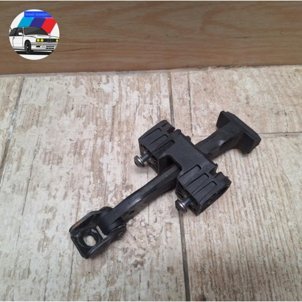 Doorbrake Door Stop Brake Belakang KANAN BMW E90 E91