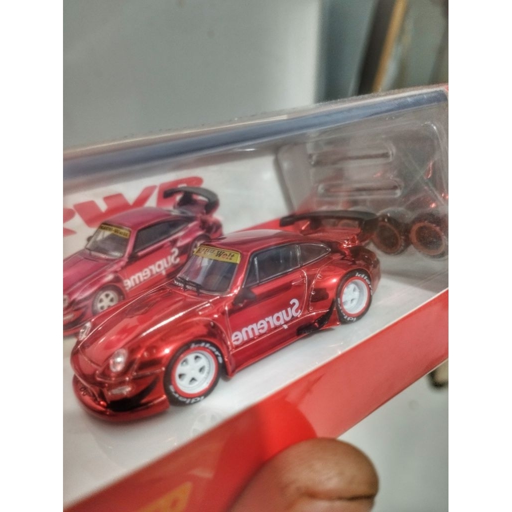 Fast speed porsche supreme 1:64