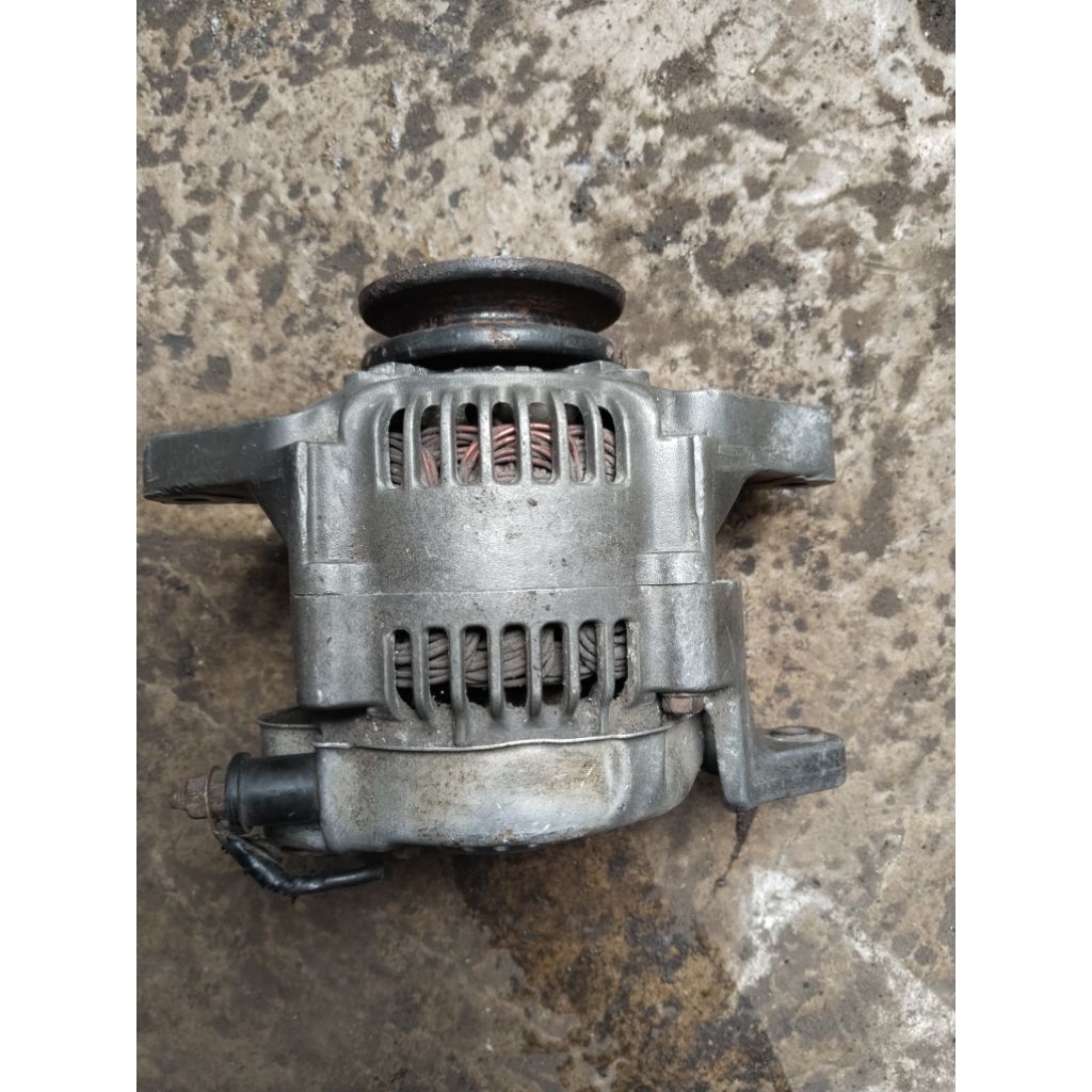 ALTERNATOR/DINAMO PENGISIAN SUZUKI FUTURA ORIGINAL COPOTAN