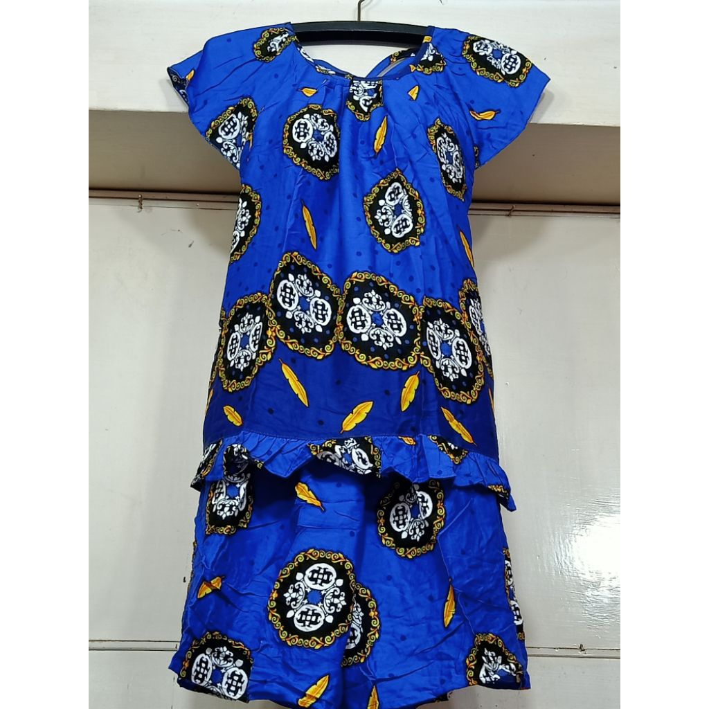 Setelan hotpants jumbo gajah putih